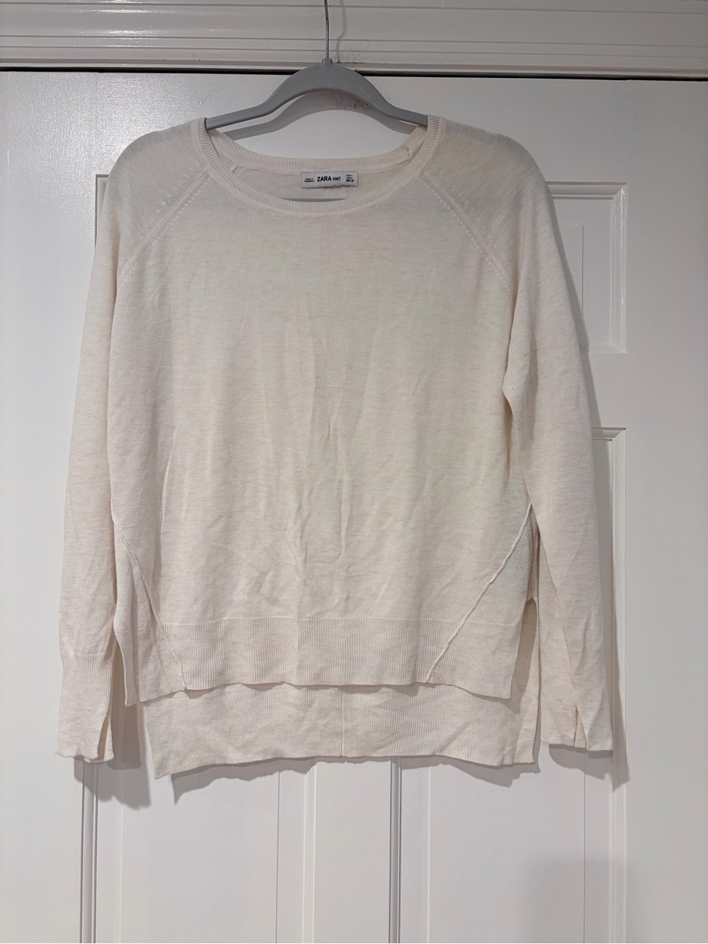 Zara Knit Ivory Cream High Low Side Slit Lightweight Sweater L